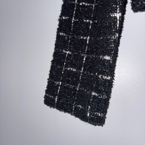 Tweed Chanel-style Black and White Cropped Blazer w Collar Plaid Pattern - Picture 4 of 8